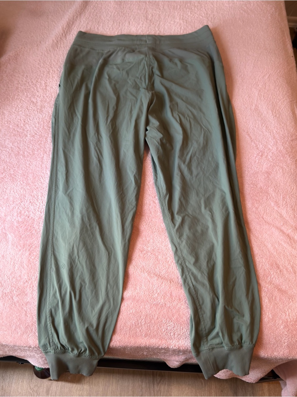lululemon athletica Olive Green dance studio Joggers